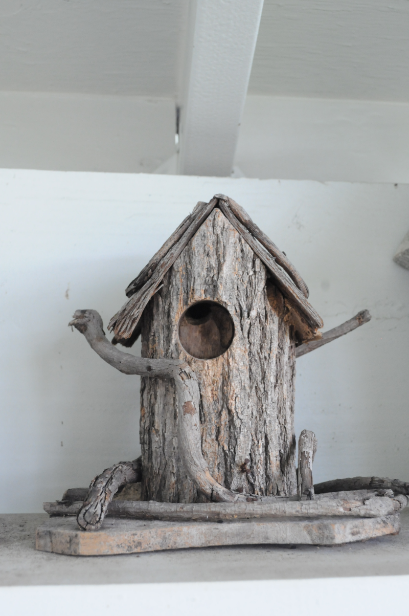 A Short Birdhouse